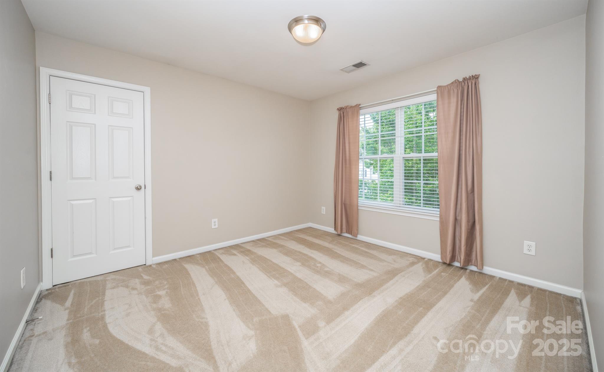 383 Courtland Court