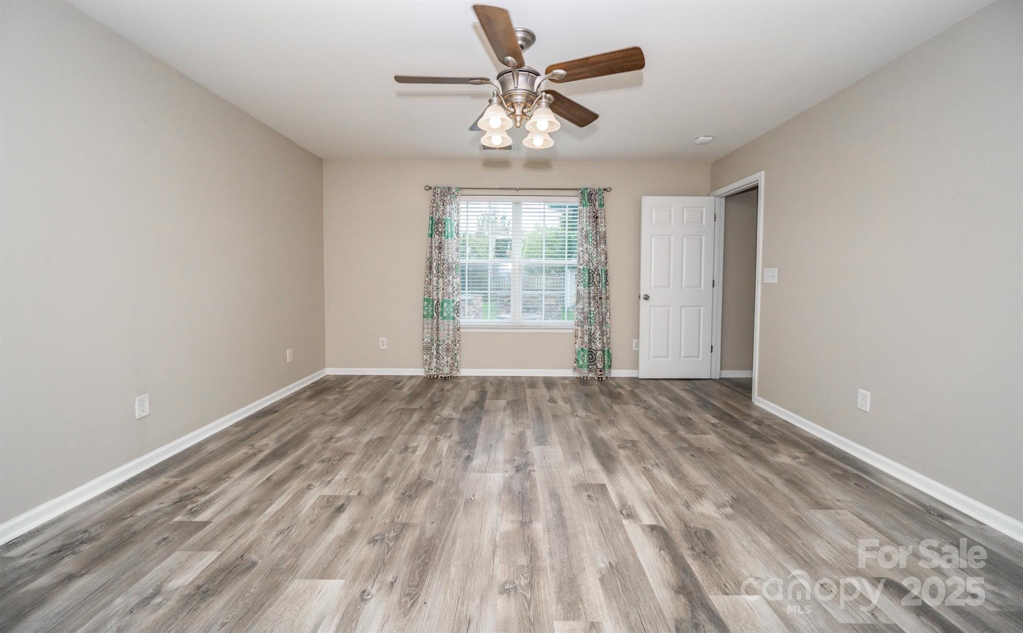 383 Courtland Court