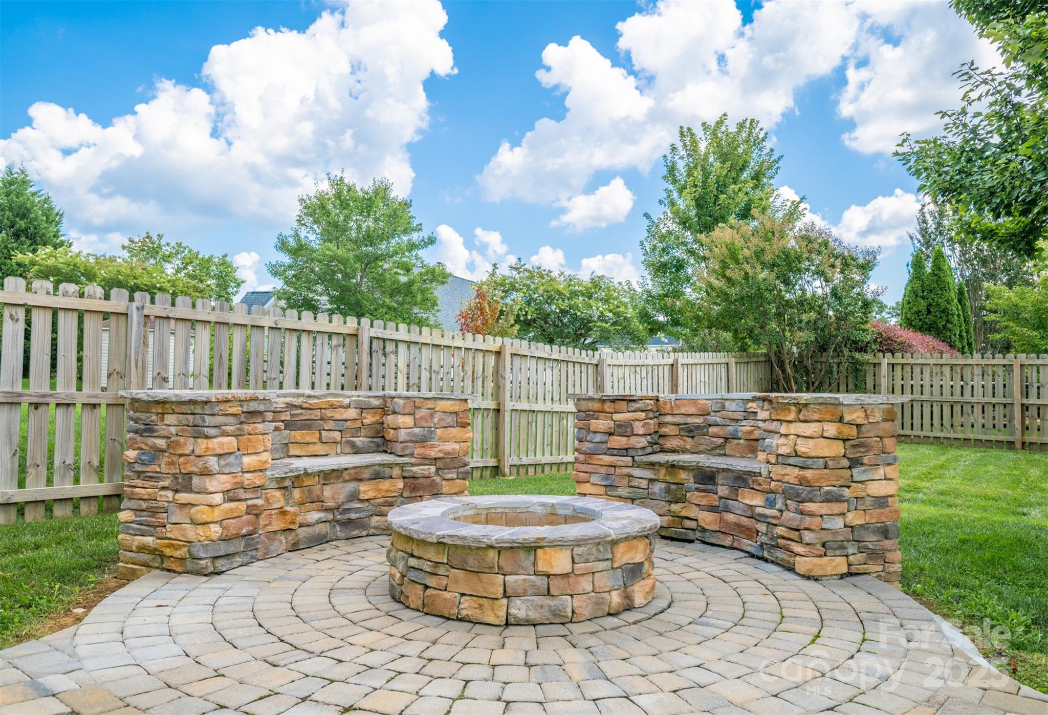 383 Courtland Court