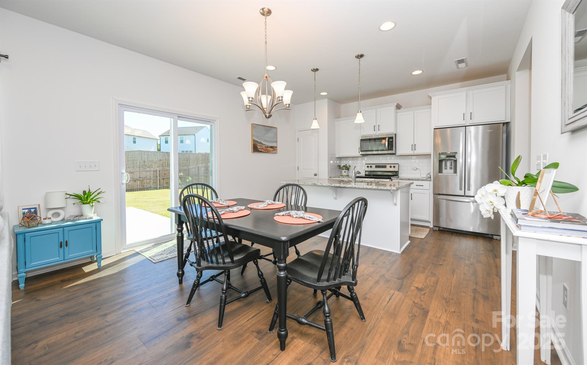 3042 Pinehills Way