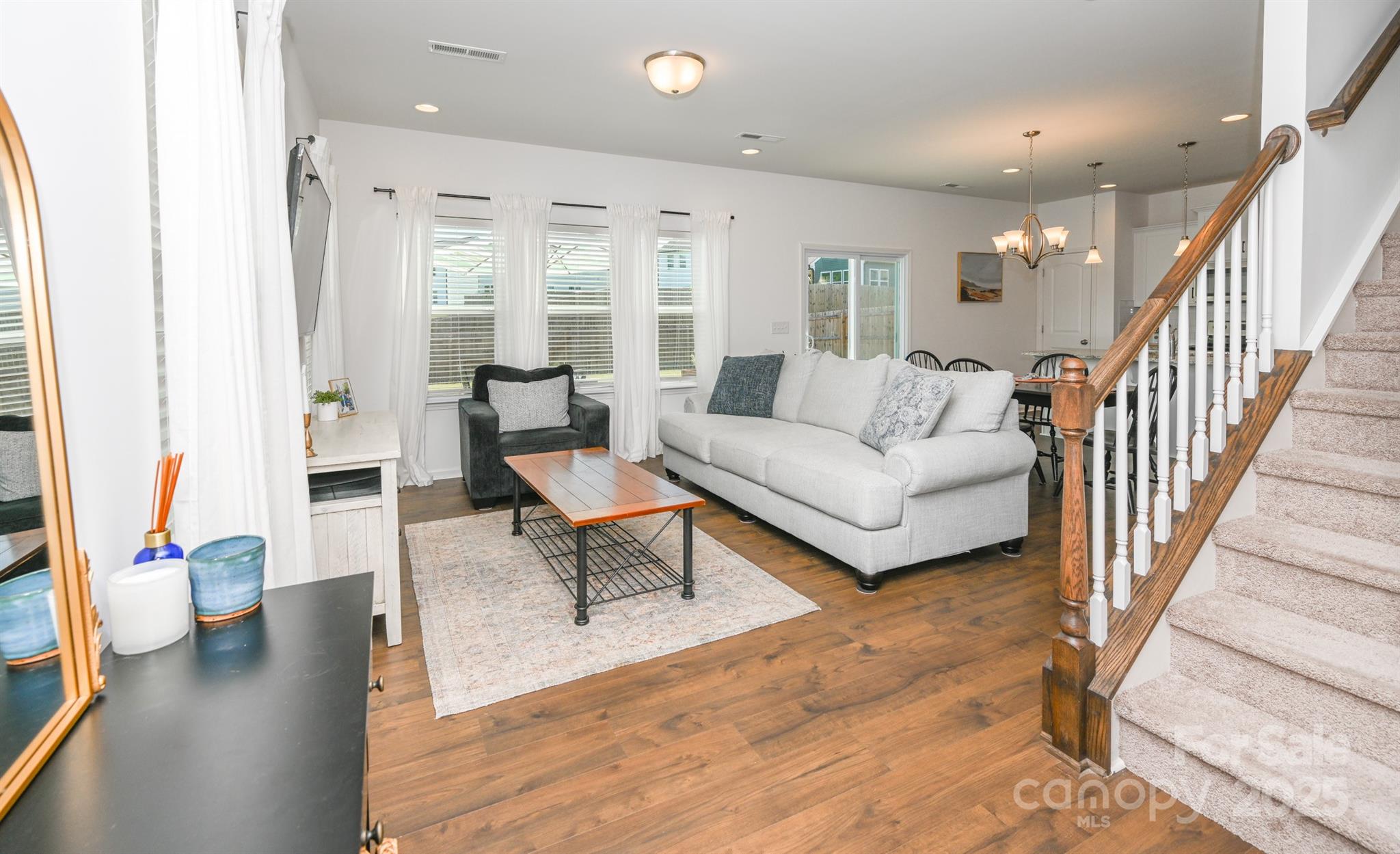 3042 Pinehills Way