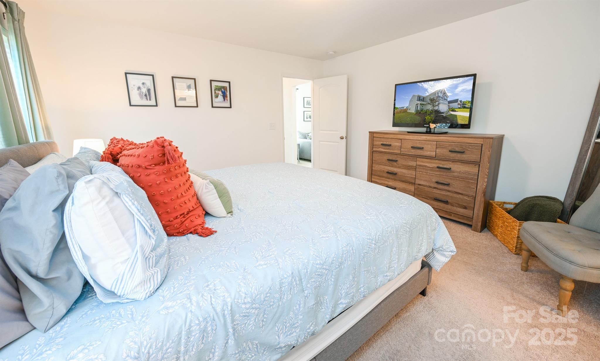 3042 Pinehills Way