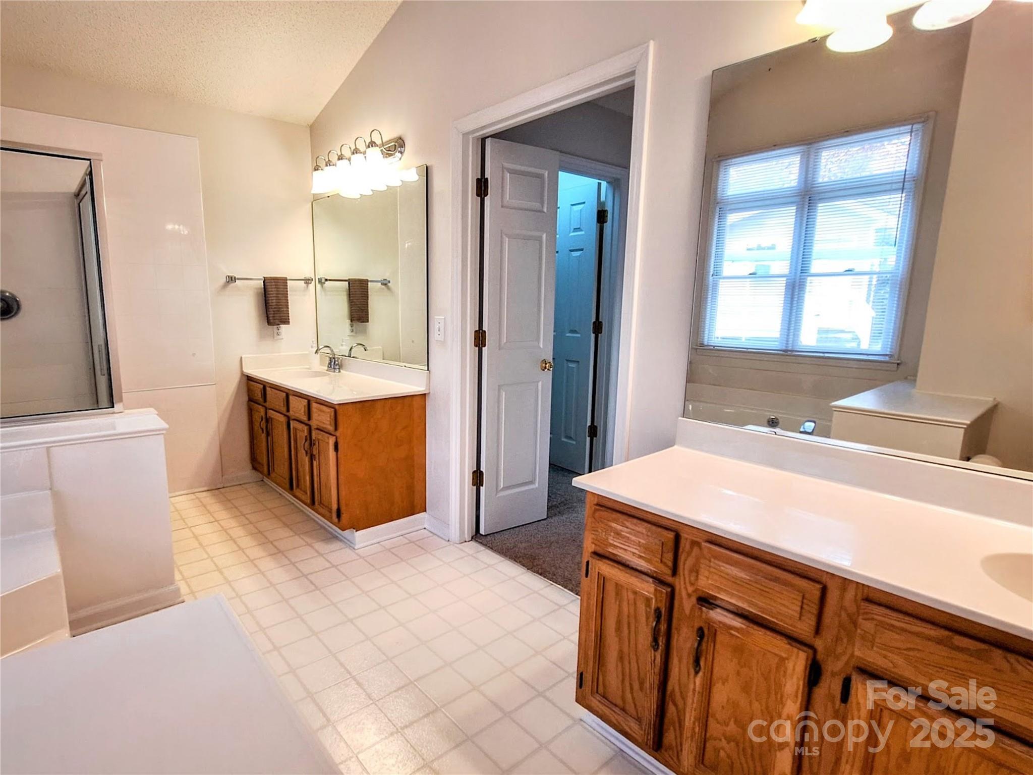 3600 Still Oaks Court NW