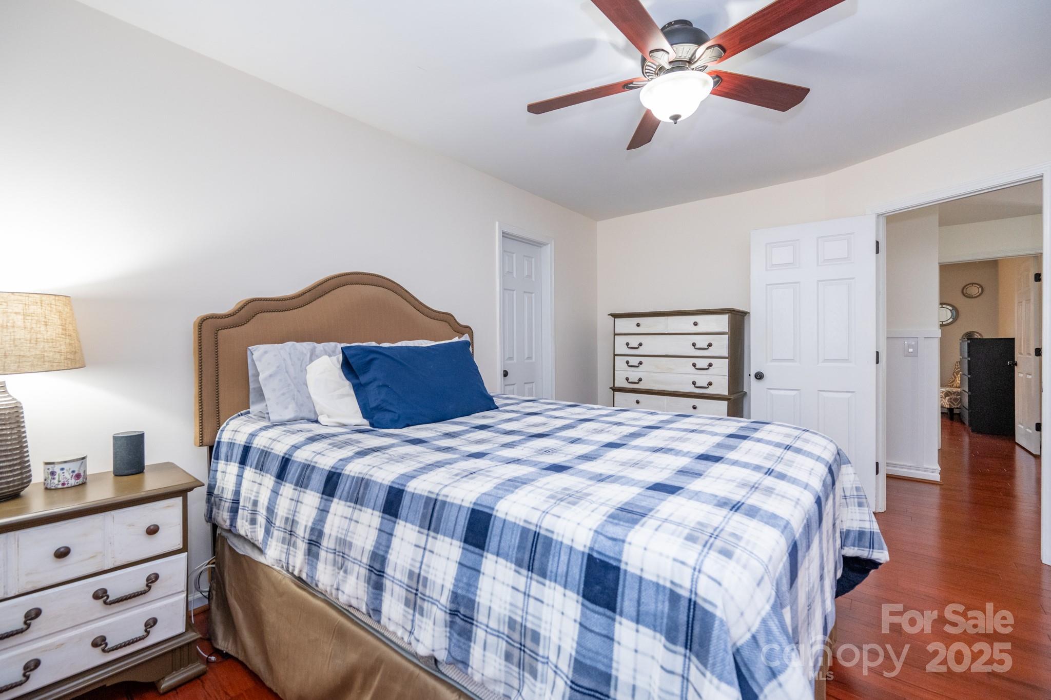 5729 Woodridge Court NW