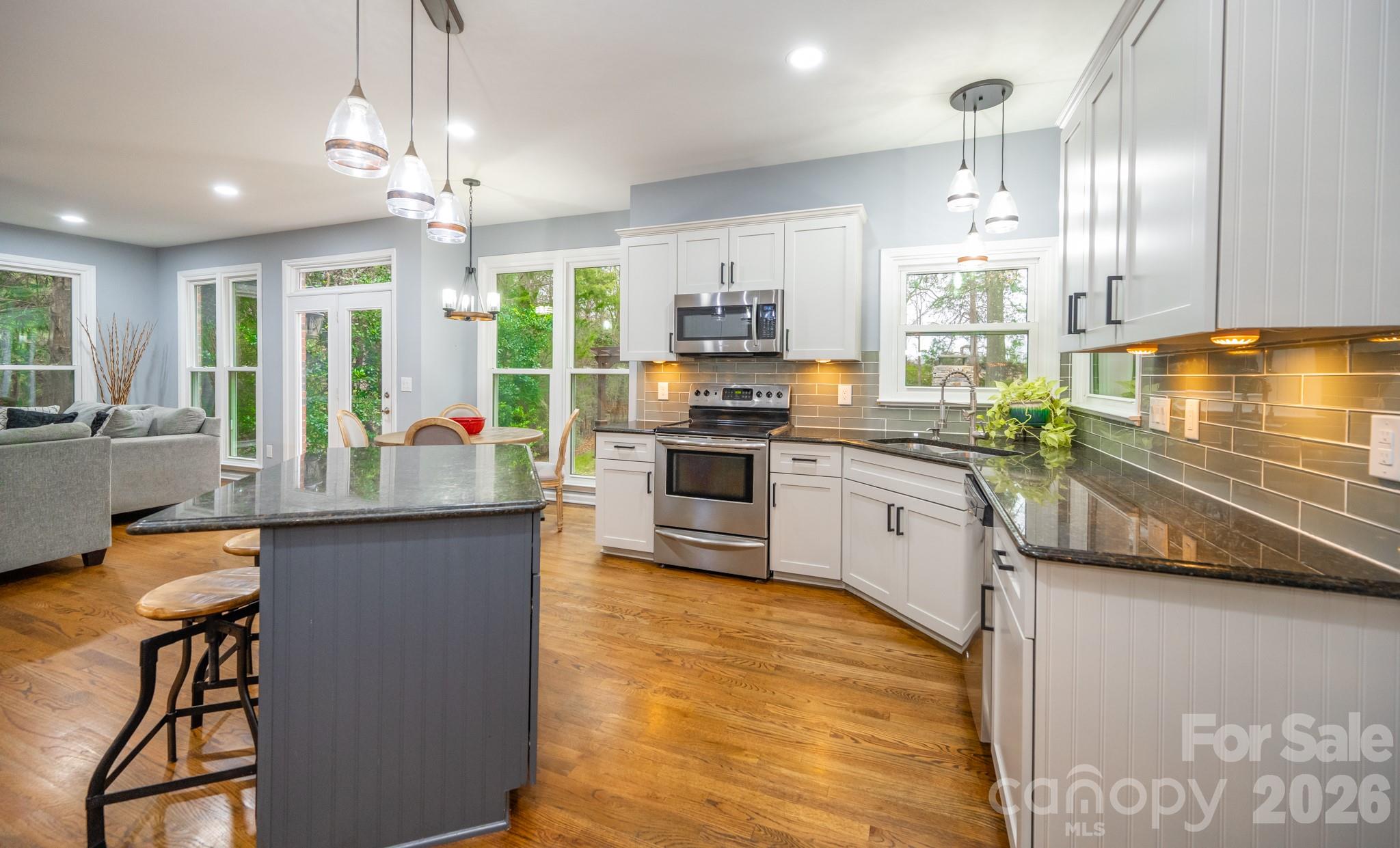 5729 Woodridge Court NW