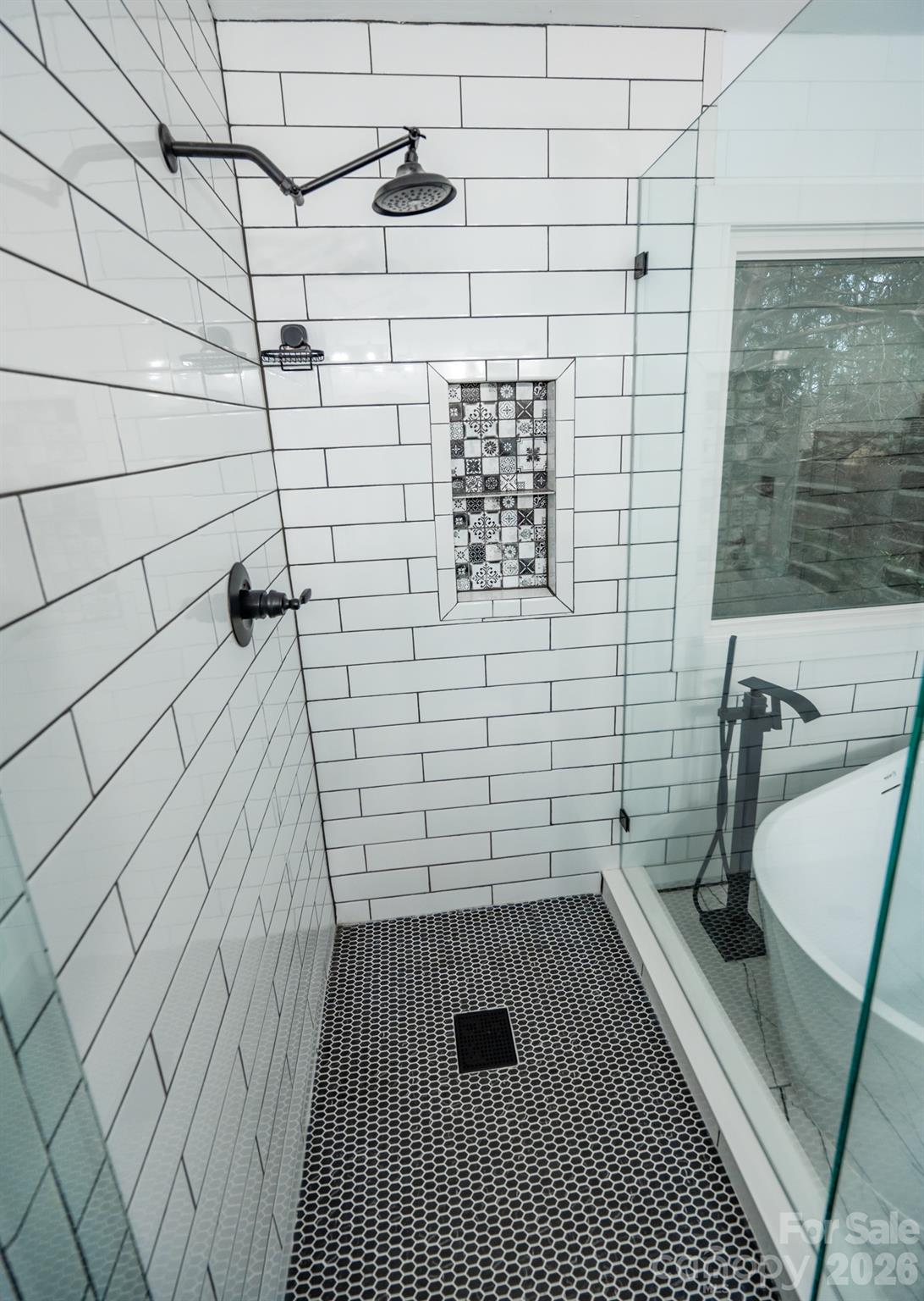 5729 Woodridge Court NW