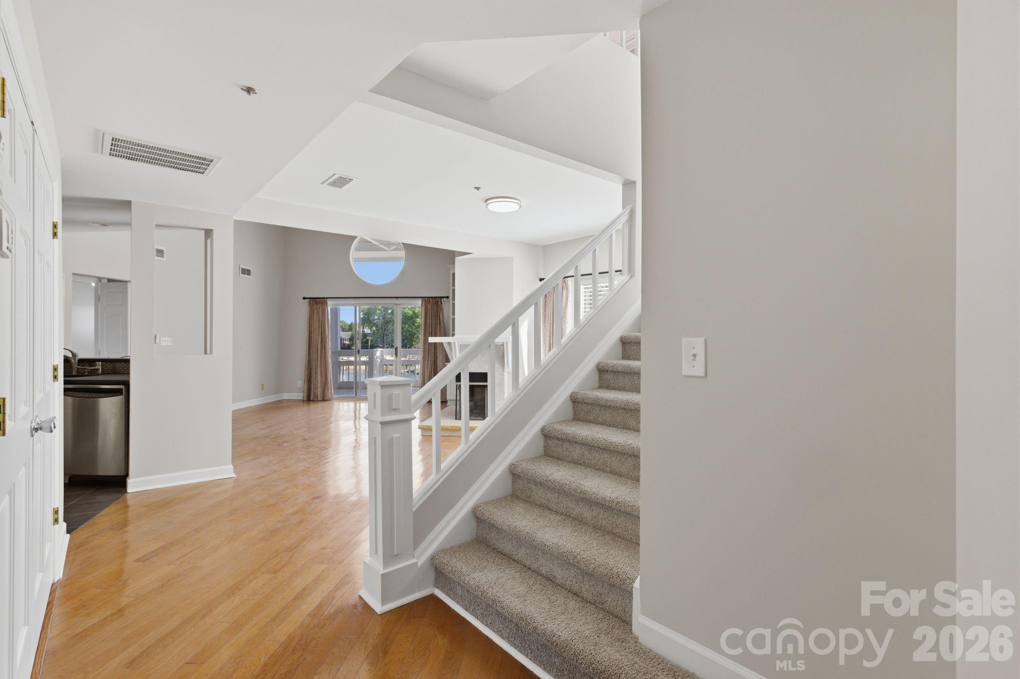 17925 Kings Point Drive Unit: B