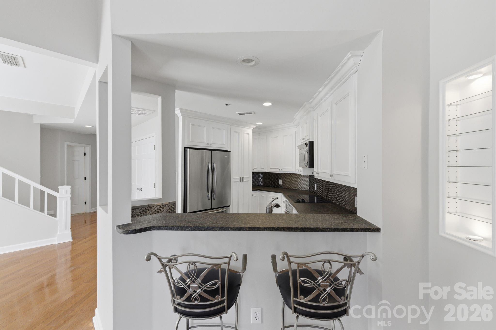 17925 Kings Point Drive Unit: B