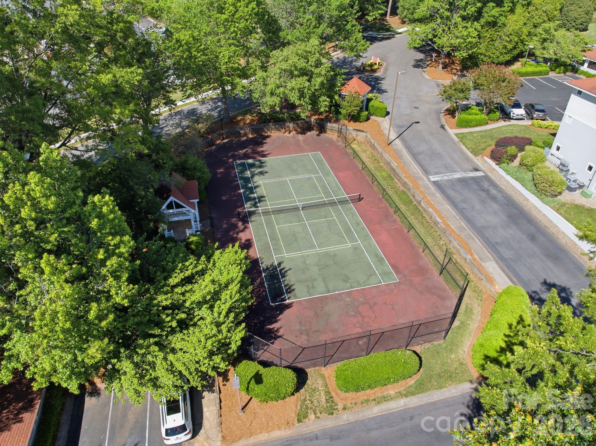 17925 Kings Point Drive Unit: B