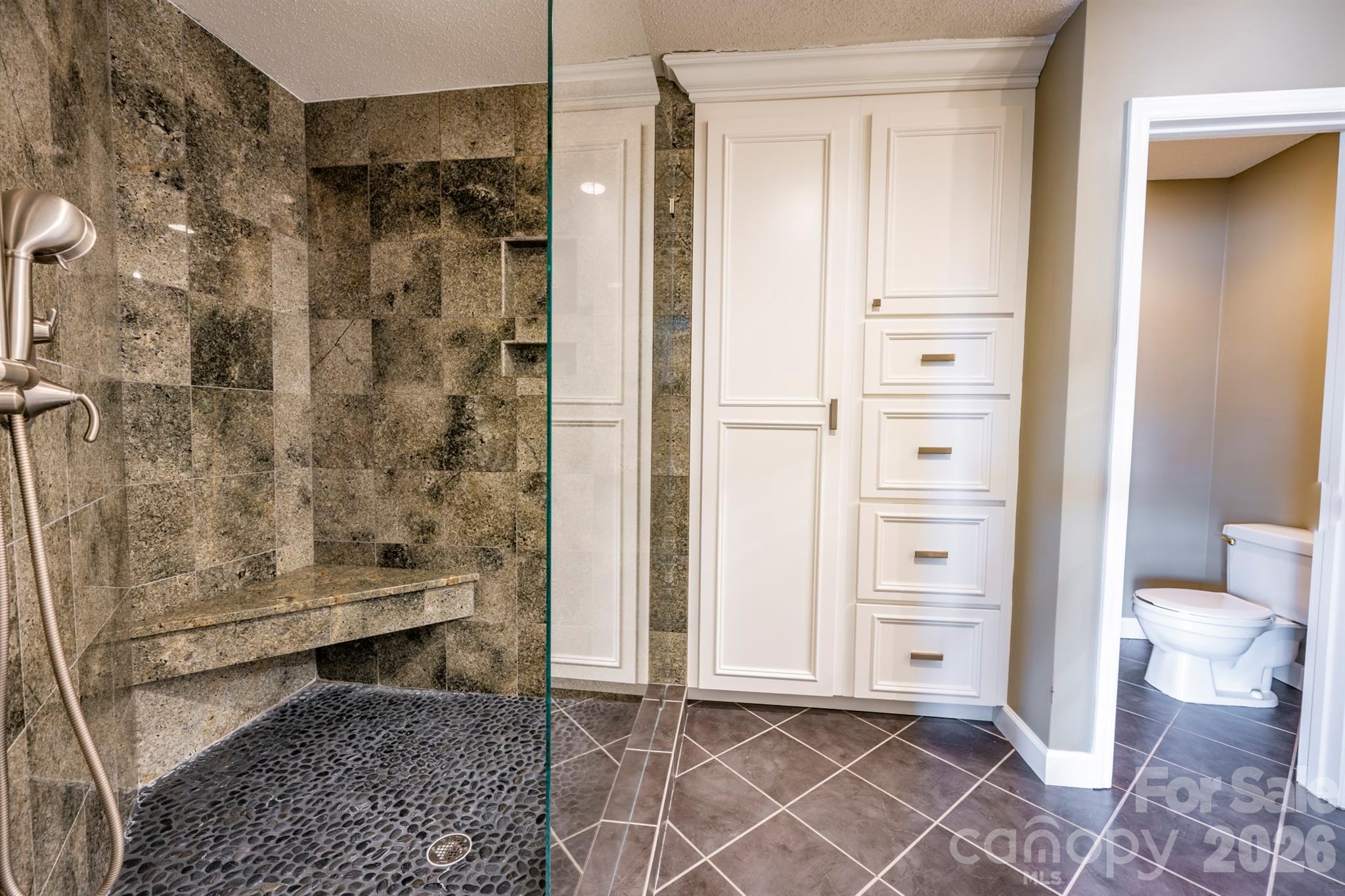 17925 Kings Point Drive Unit: B