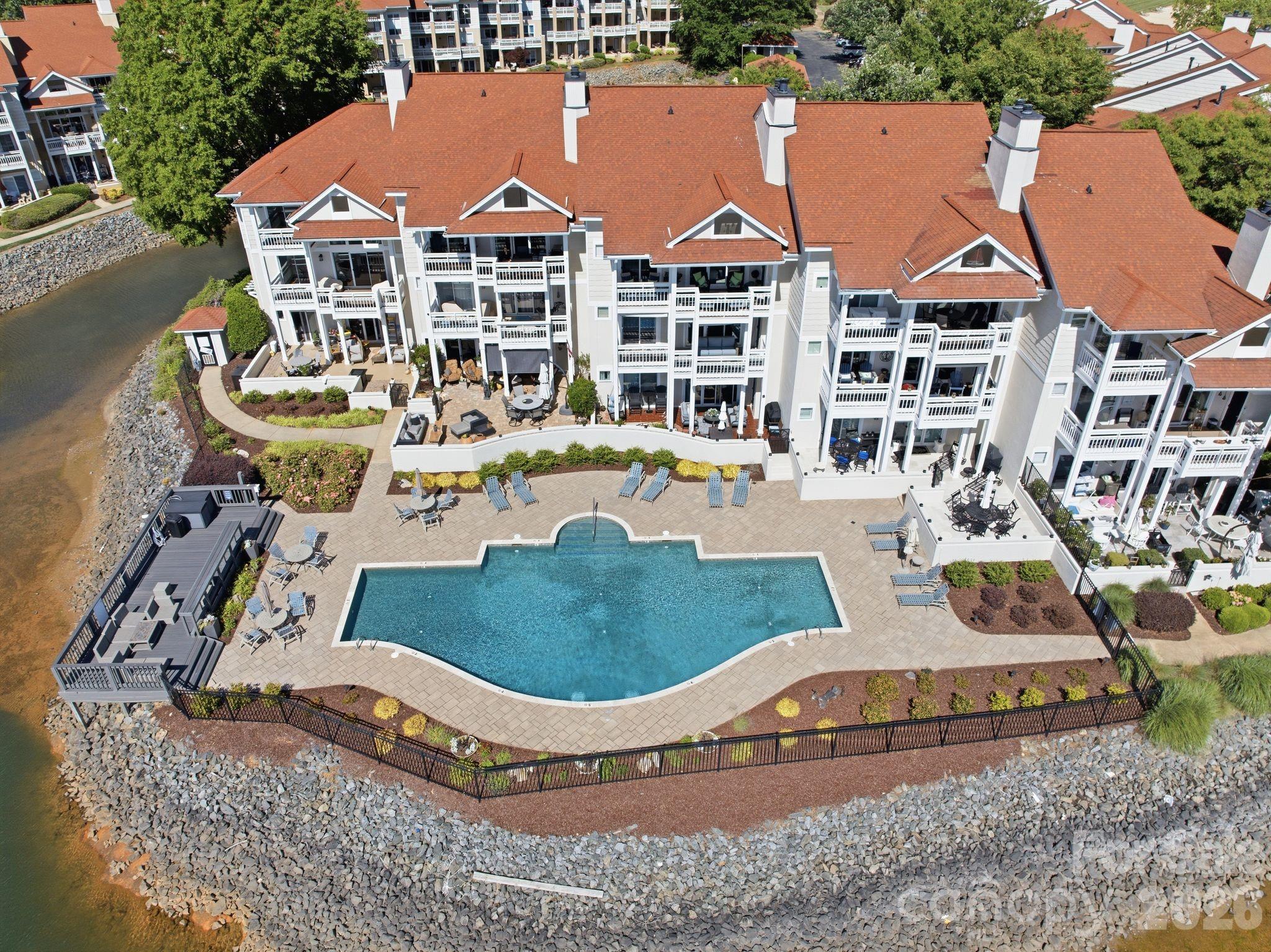 17925 Kings Point Drive Unit: B