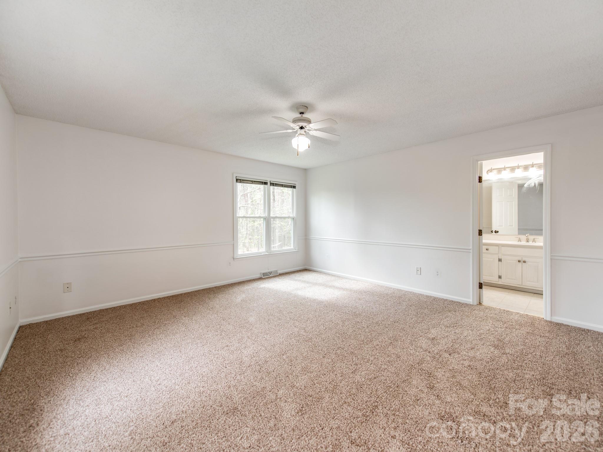170 Dove Lane