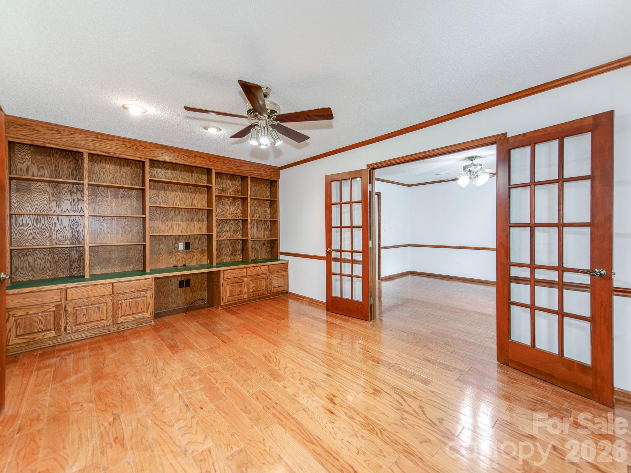170 Dove Lane