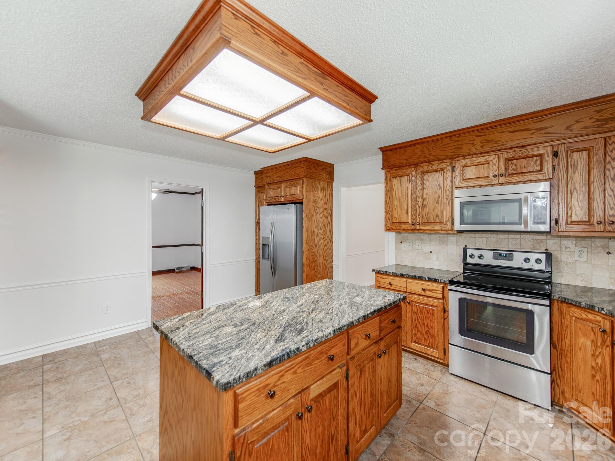 170 Dove Lane