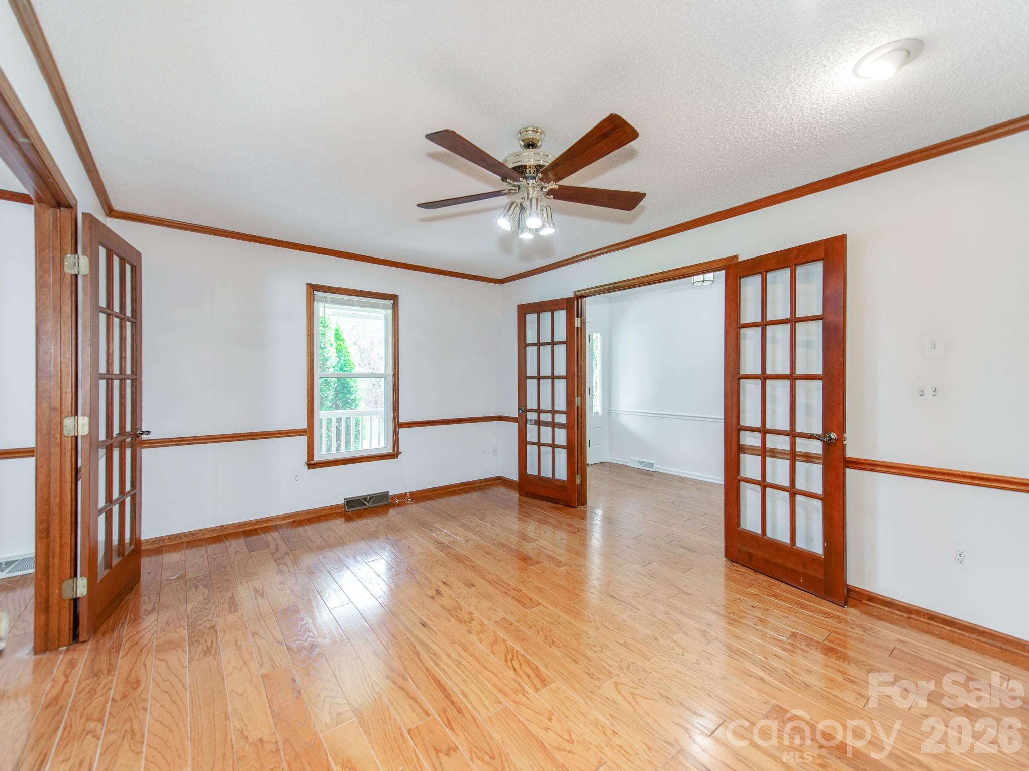 170 Dove Lane