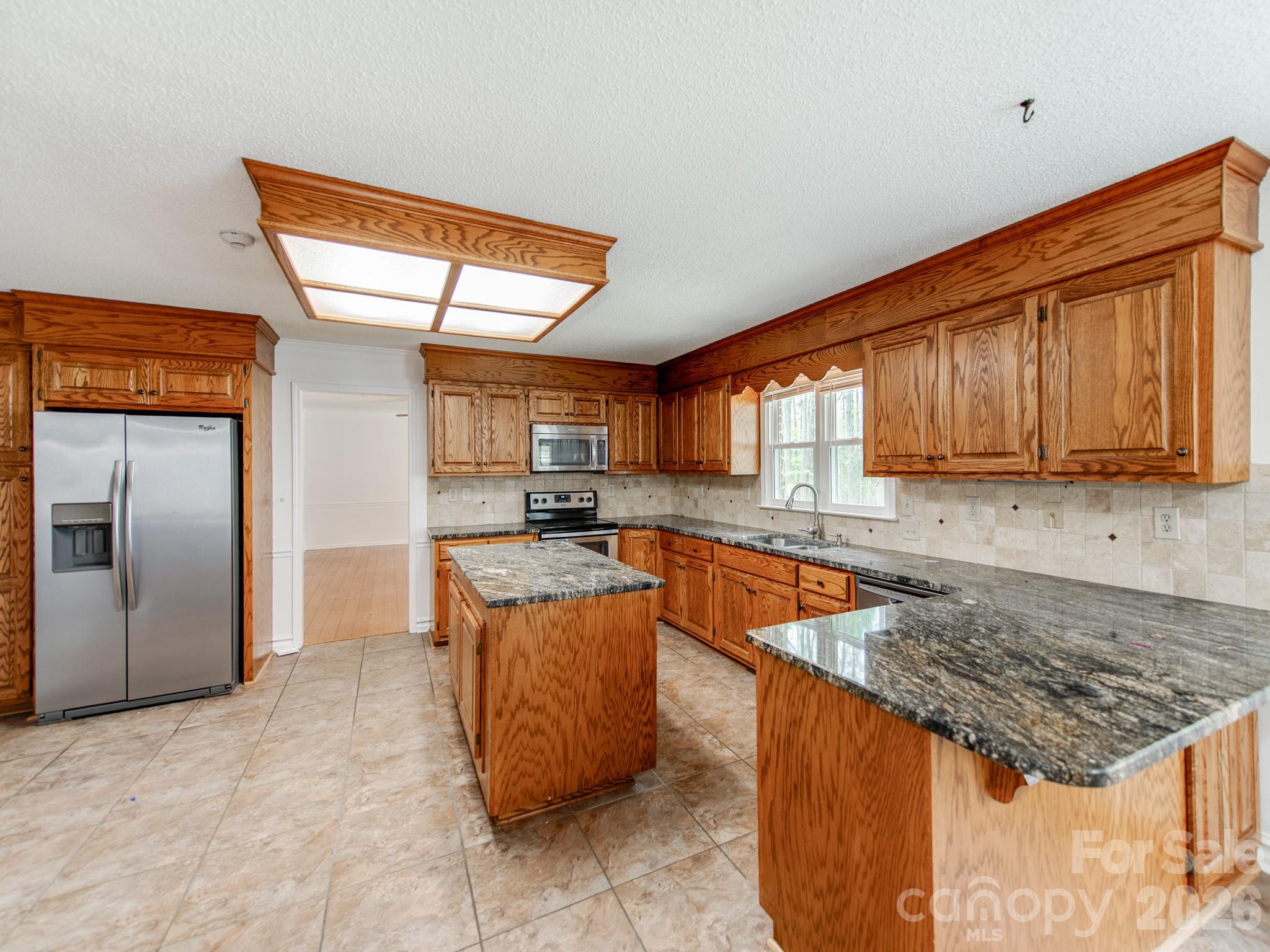 170 Dove Lane