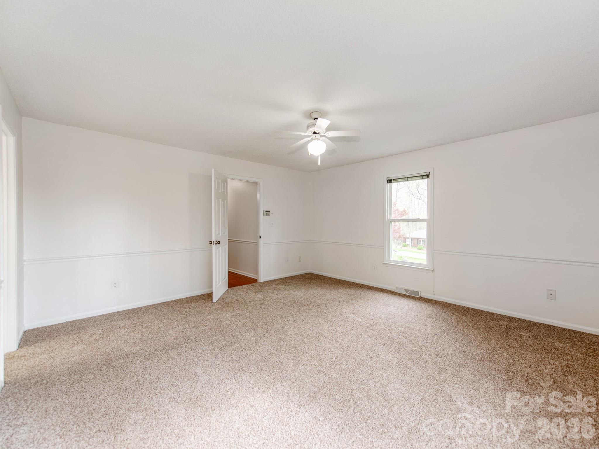 170 Dove Lane
