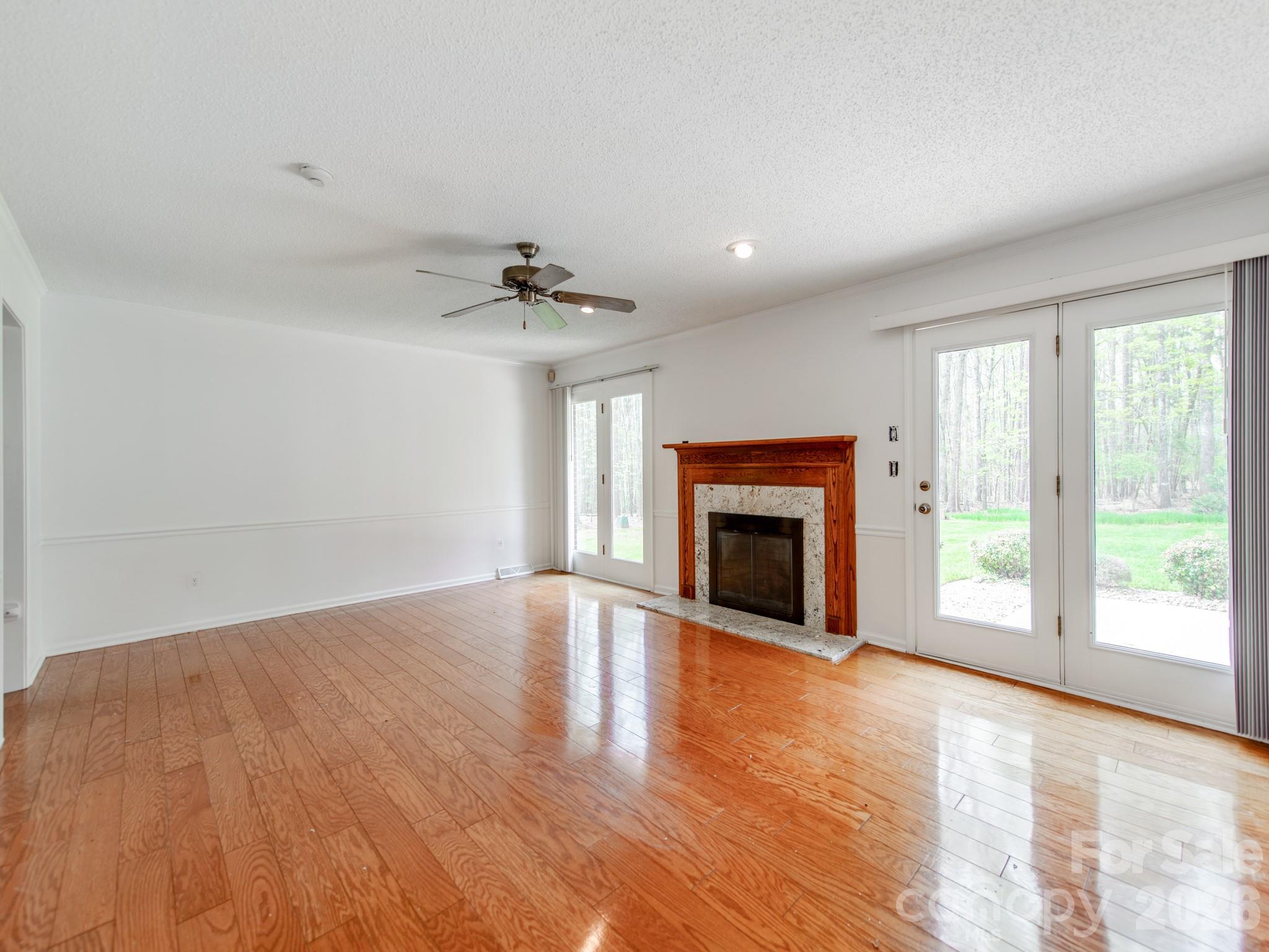 170 Dove Lane