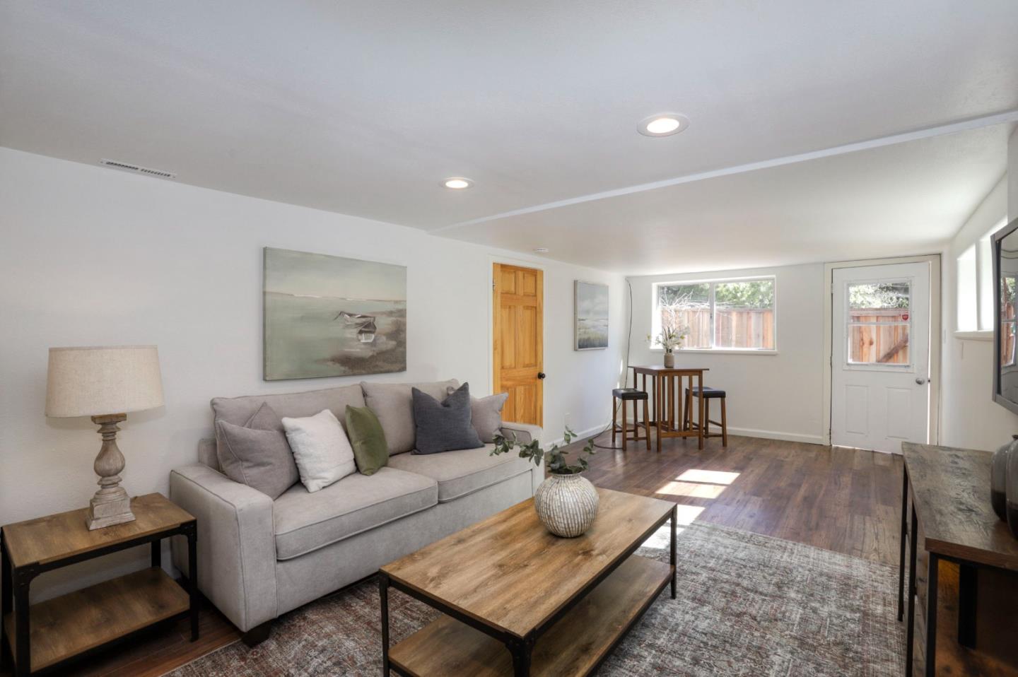 21455 Oneda CT