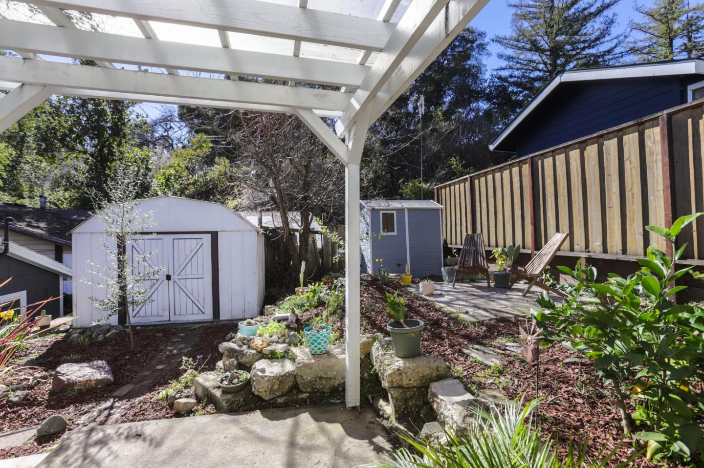 21455 Oneda CT