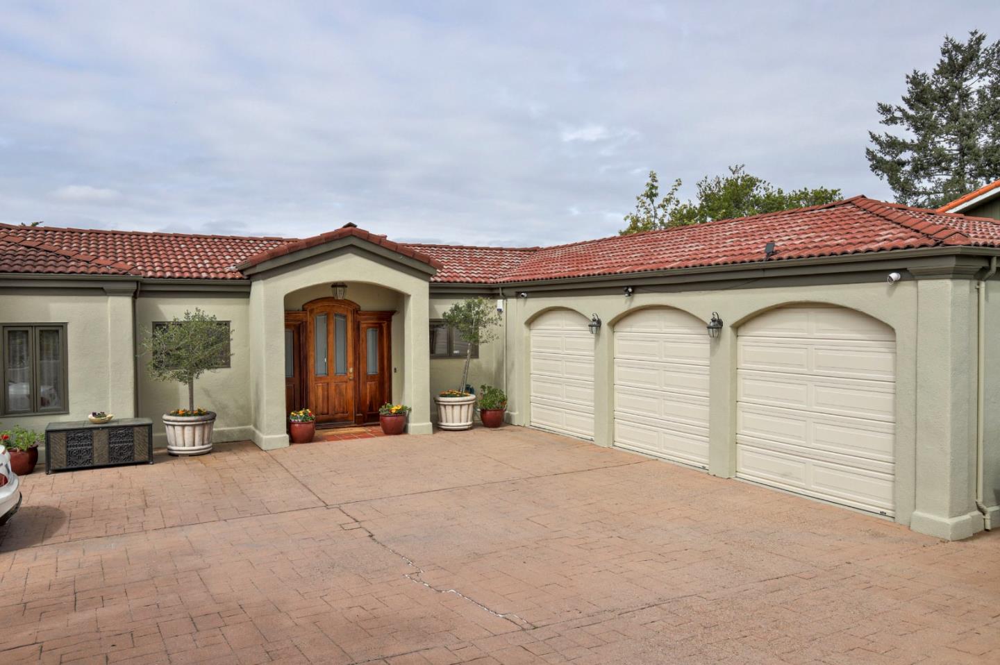 17 Kite Hill RD