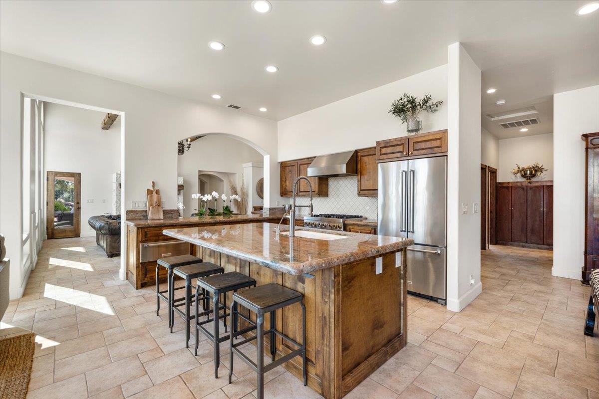 6750 Golden pheasant Lane