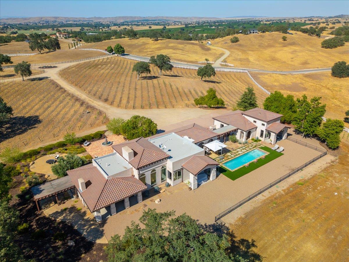 6750 Golden pheasant Lane