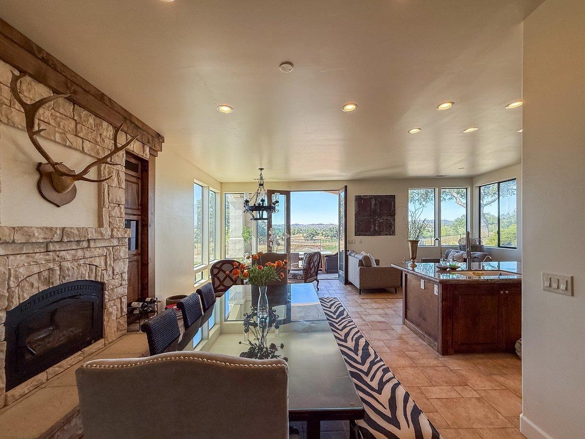 6750 Golden pheasant Lane