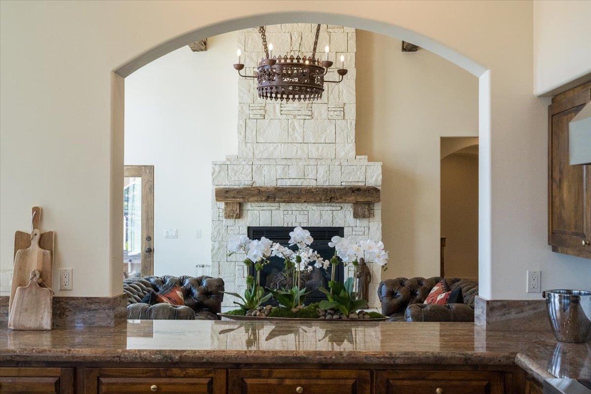 6750 Golden pheasant Lane