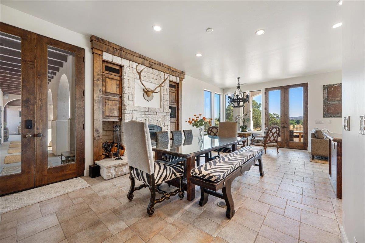 6750 Golden pheasant Lane