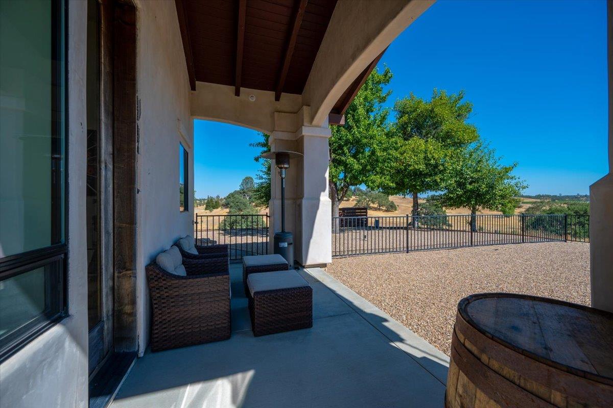 6750 Golden pheasant Lane