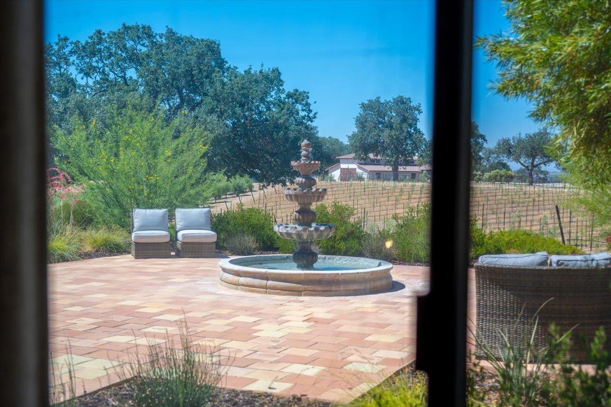 6750 Golden pheasant Lane