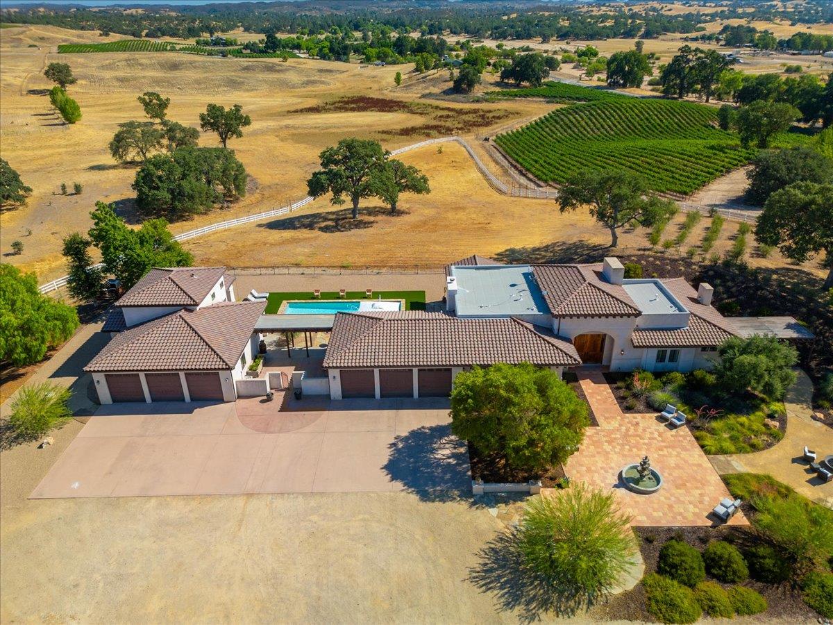 6750 Golden pheasant Lane