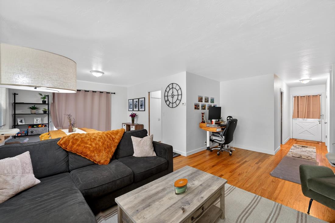 2991- 2987 Almaden Road