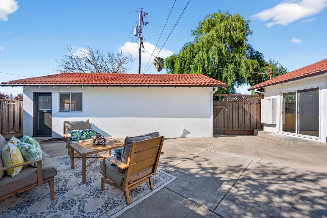 2991 Almaden Road
