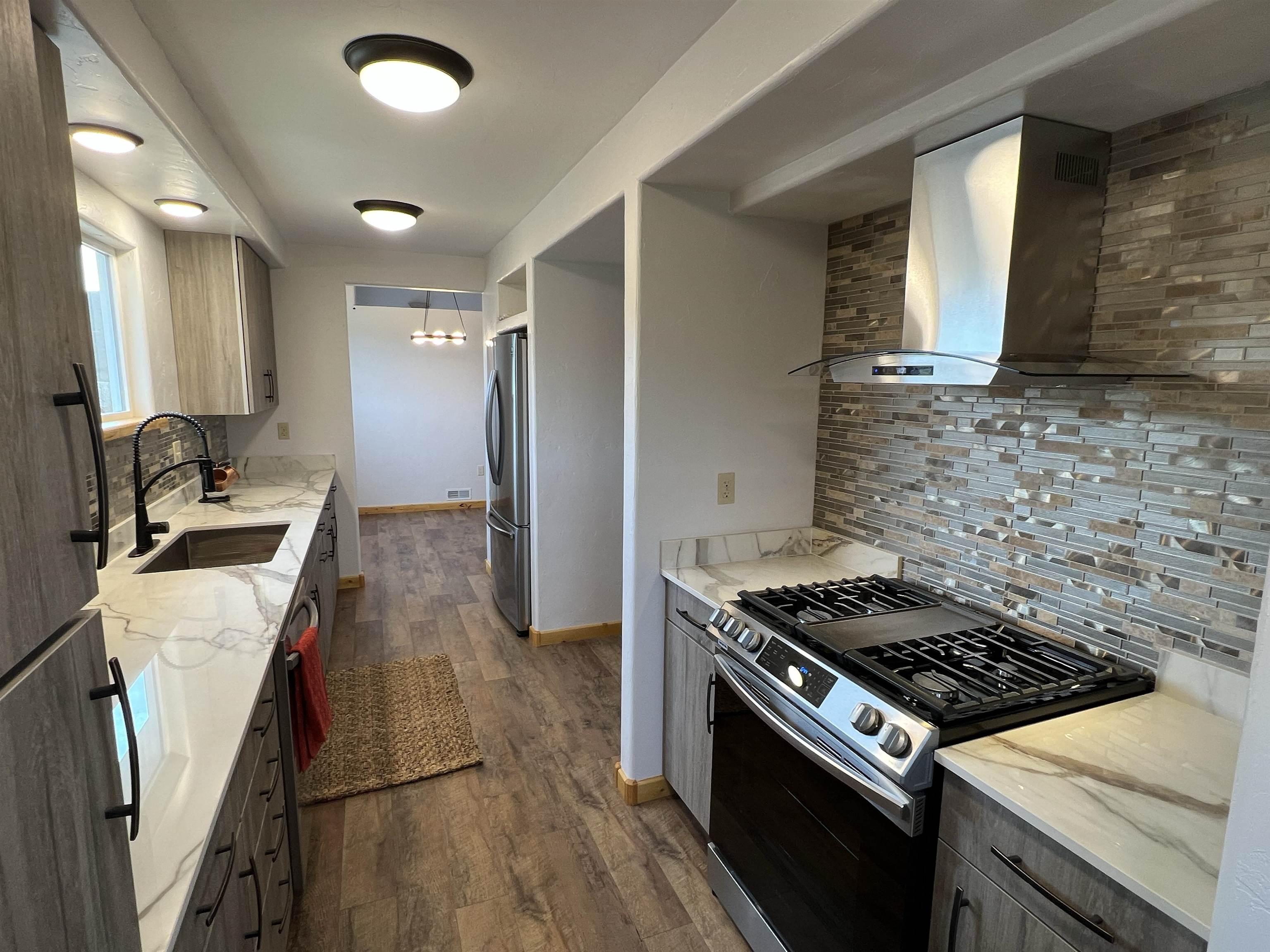 51657 KE Road