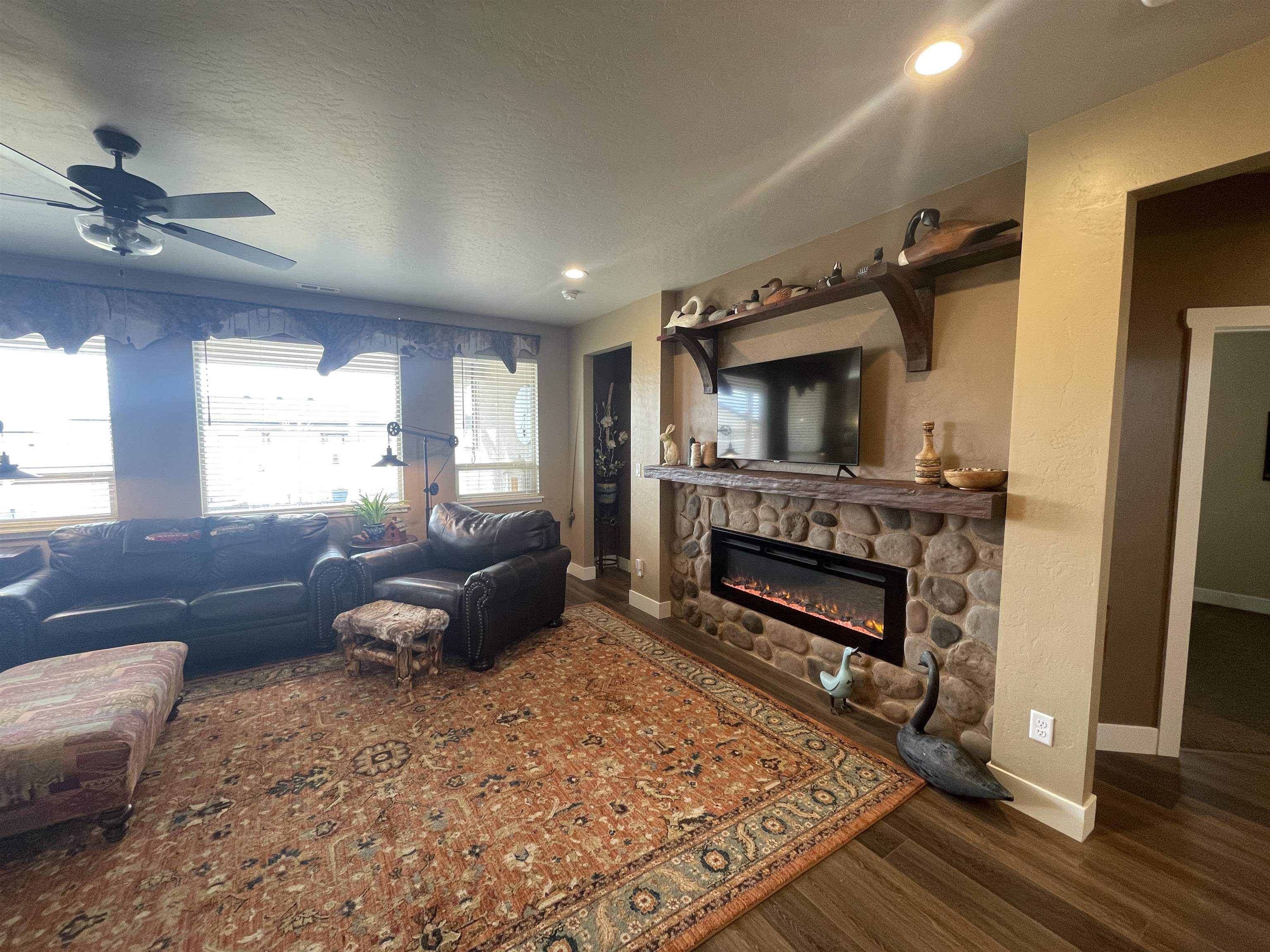 2959 Heron Drive