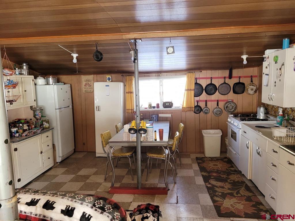 1120 Johnson Park Road