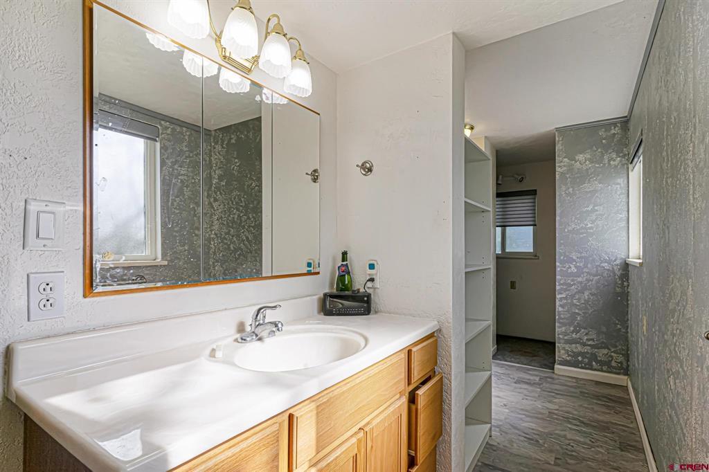 60918 Gunnison Road