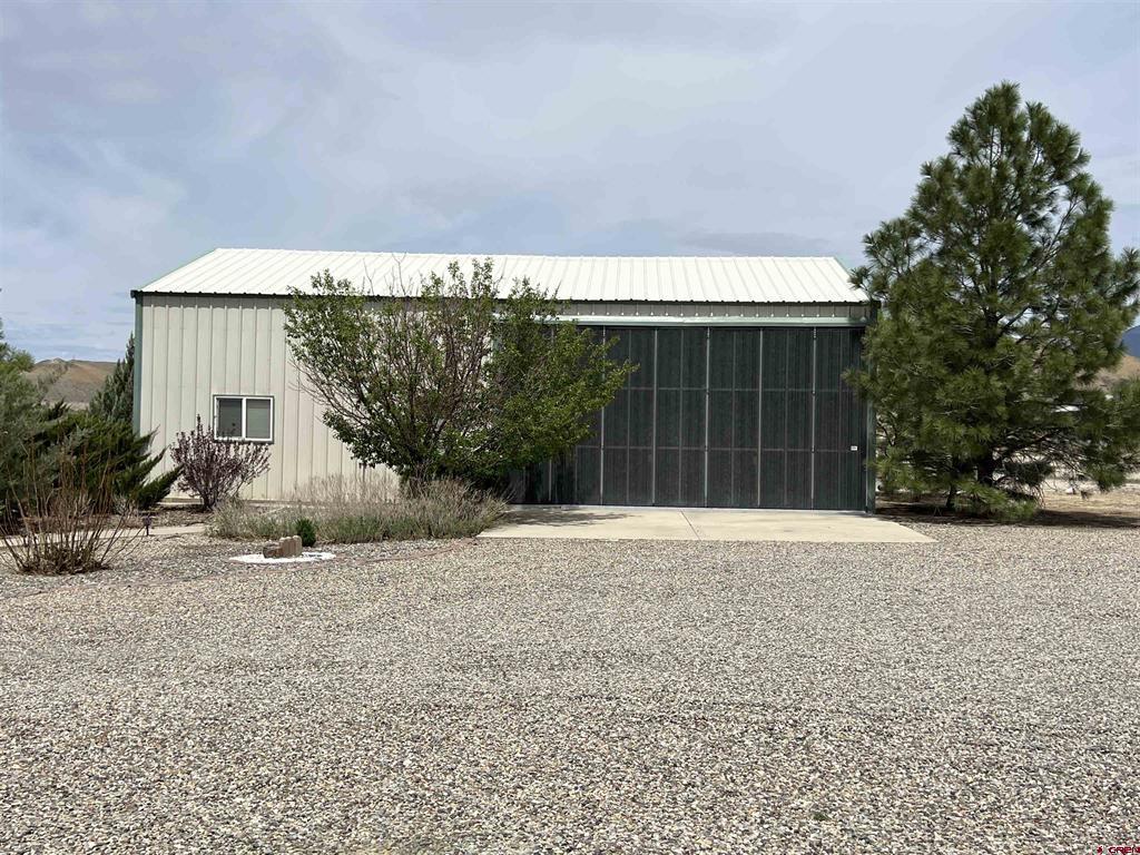 1151 MUSTANG Lane