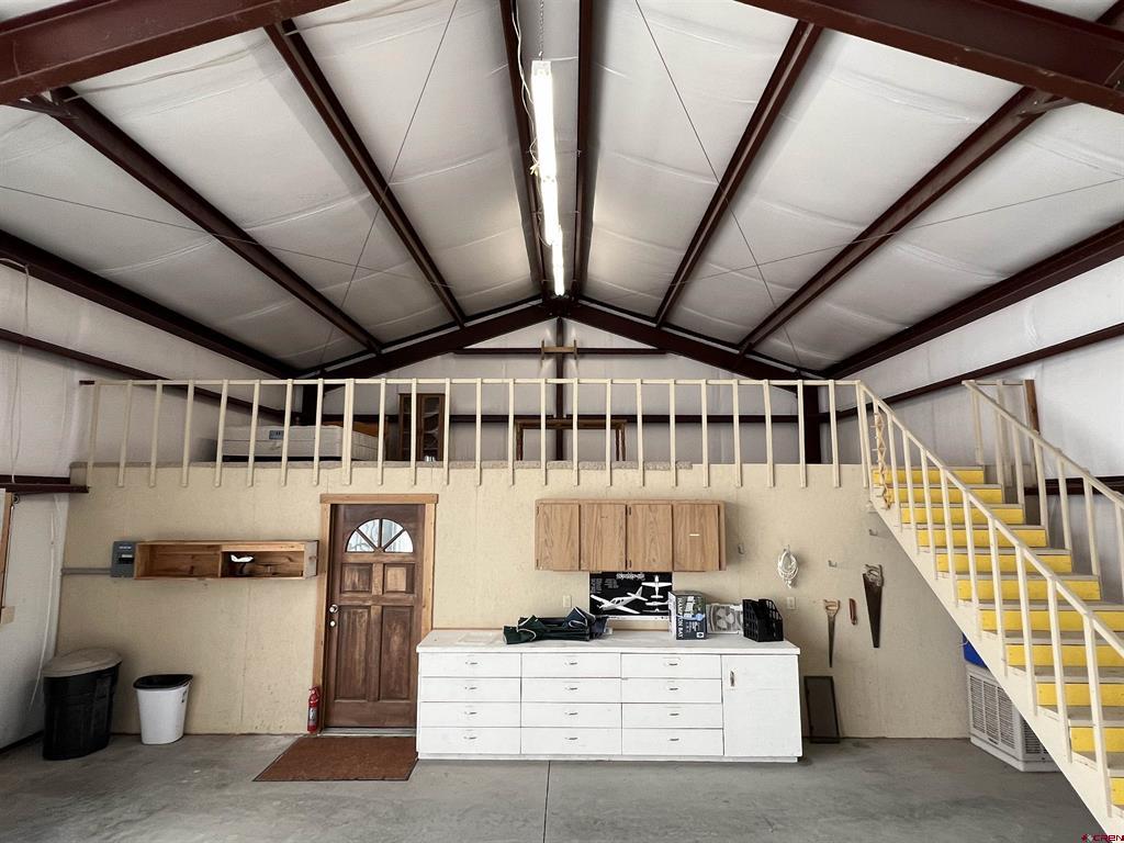 1151 MUSTANG Lane