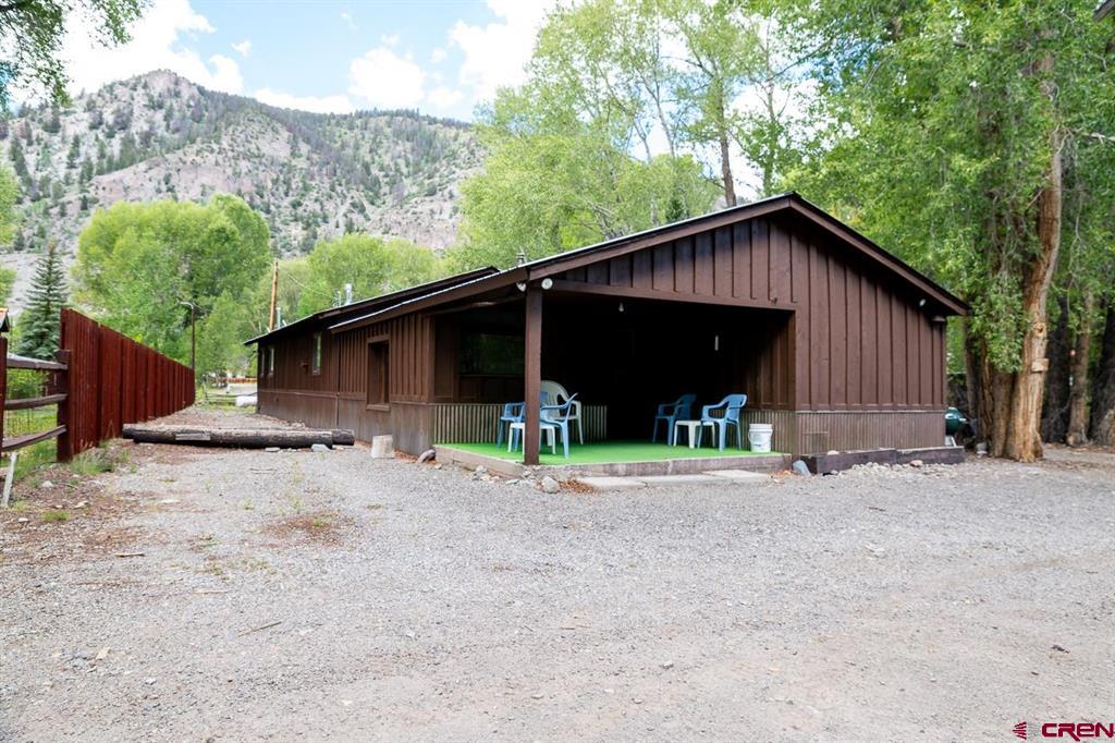 111 S Gunnison Avenue Unit: 3 separate tracts sold as