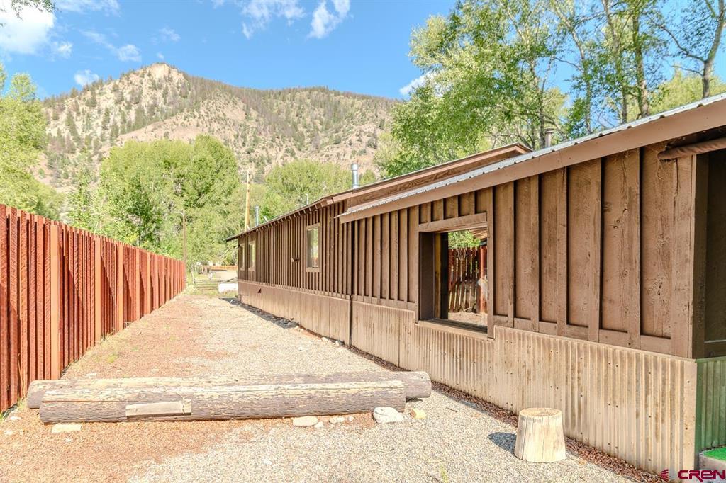 111 S Gunnison Avenue Unit: 3 separate tracts sold as