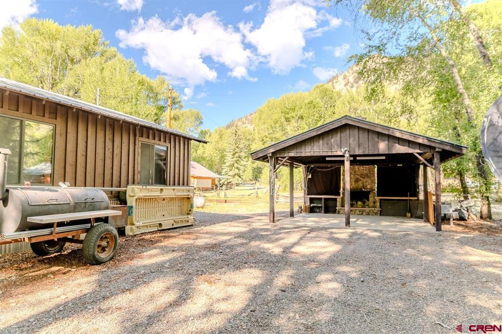 111 S Gunnison Avenue Unit: 3 separate tracts sold as