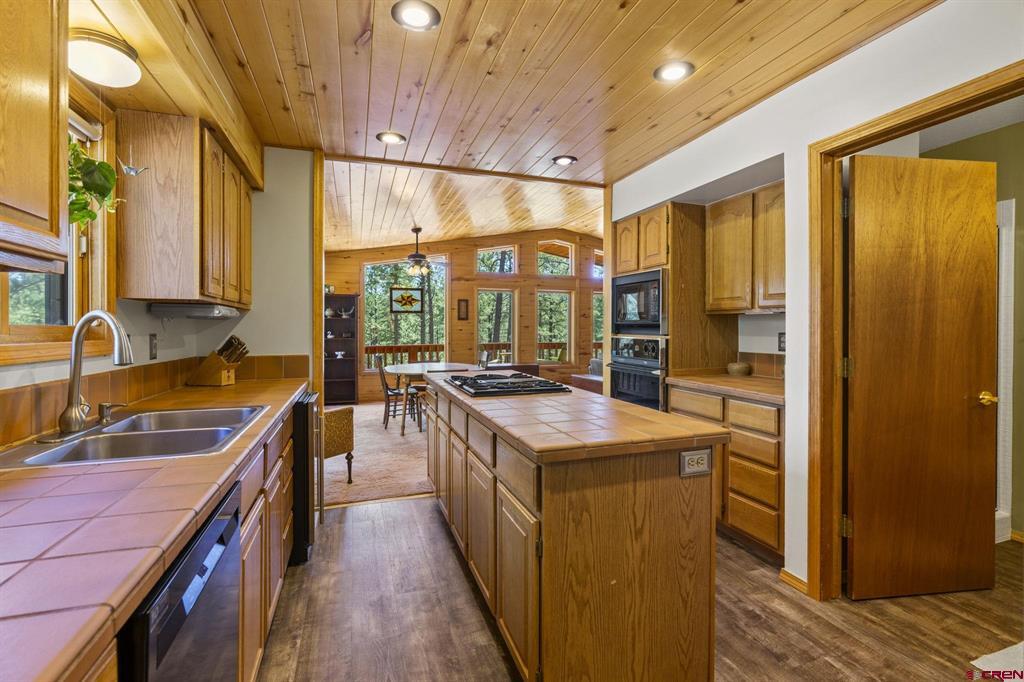 35453 Road R.6