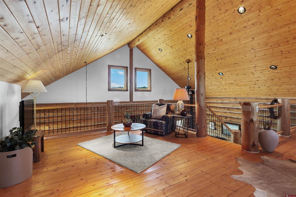 221 Snowy Peaks Drive