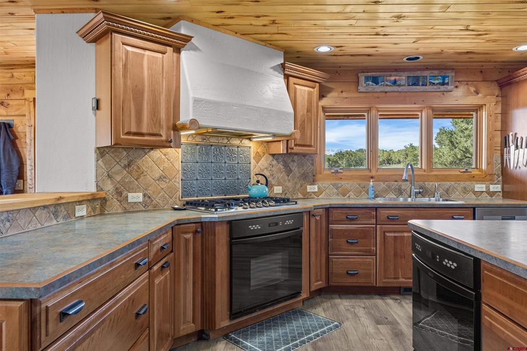 382 Sugar Bush Lane