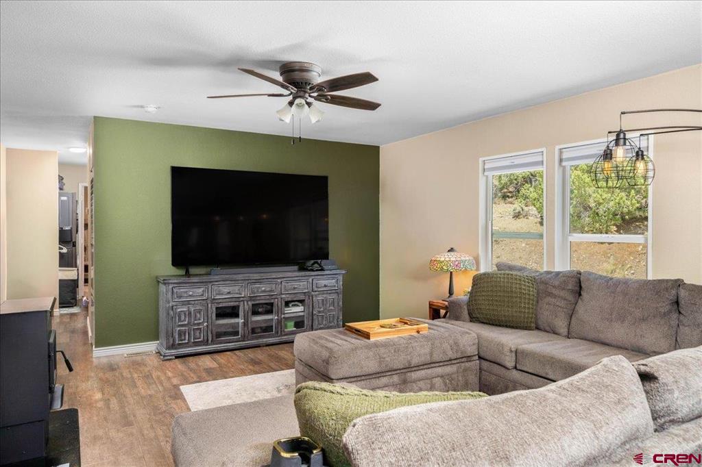 318 Winding Trail