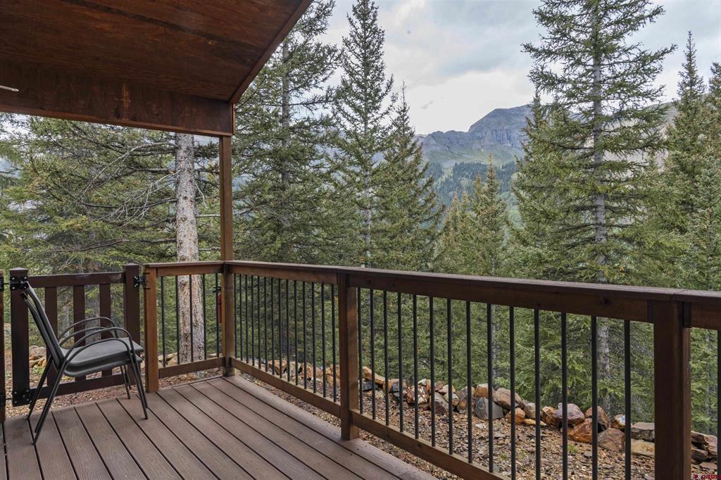 165 Guston Trail