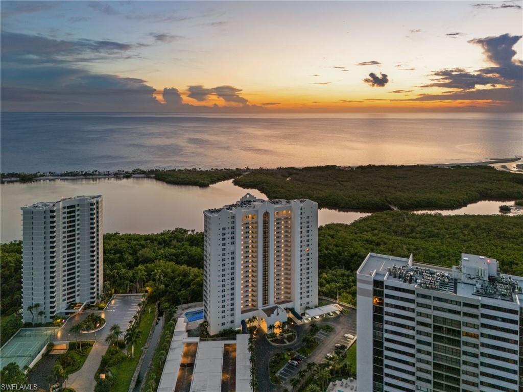 5550 Heron Point DR # 904